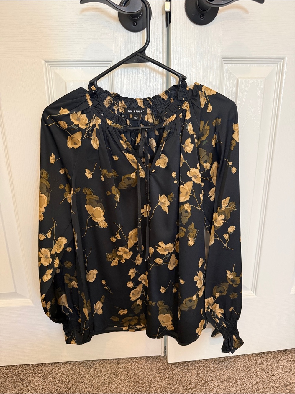 Blu Pepper Black & Gold Floral Peasant Blouse